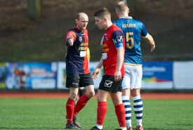 25.3.2023 Chełmno
Chełminianka Chełmno 1:5 Pogoń Mogilno
IV liga, sezon 2022/2023, 20 kolejka
N/z Antoni Krajnyk Piotr Gross
Foto: Grzegorz Gebala (www.pogonmogilno.pl)