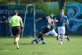 22.04.2023 Pakość
Notecianka Pakość 1:4 (0:2) Pogoń Mogilno
IV liga, sezon 2022/2023, 24 kolejka
N/z
Foto: Grzegorz Gębala (www.pogonmogilno.pl)