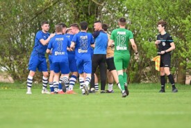 07.04.2024 DąbrówkaA-klasa, 16 kolejka Pogoń II Mogilno 3:2 Czarni Wierzchosławice Foto: Grzegorz Gębala
