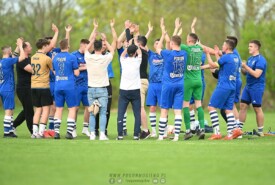 07.04.2024 DąbrówkaA-klasa, 16 kolejka Pogoń II Mogilno 3:2 Czarni Wierzchosławice Foto: Grzegorz Gębala