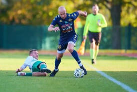 19.10.2024 Mogilno IV liga 2024/2025 13 kolejka Pogoń Mogilno 2:1 Kujawiak KowalFoto: Grzegorz Gębala