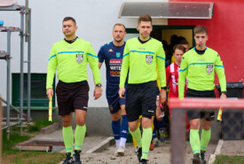 09.11.2024 Bydgoszcz IV liga16 kolejka 2024/2025Polonia Bydgoszcz 1:7 Pogoń MogilnoFoto: Grzegorz Gębala