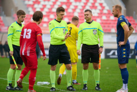 09.11.2024 Bydgoszcz IV liga16 kolejka 2024/2025Polonia Bydgoszcz 1:7 Pogoń MogilnoFoto: Grzegorz Gębala