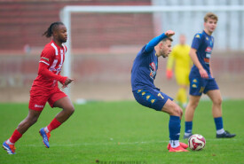 09.11.2024 Bydgoszcz IV liga16 kolejka 2024/2025Polonia Bydgoszcz 1:7 Pogoń MogilnoFoto: Grzegorz Gębala