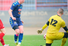 09.11.2024 Bydgoszcz IV liga16 kolejka 2024/2025Polonia Bydgoszcz 1:7 Pogoń MogilnoFoto: Grzegorz Gębala