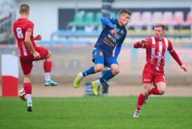 09.11.2024 Bydgoszcz IV liga16 kolejka 2024/2025Polonia Bydgoszcz 1:7 Pogoń MogilnoFoto: Grzegorz Gębala