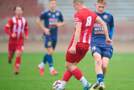 09.11.2024 Bydgoszcz IV liga16 kolejka 2024/2025Polonia Bydgoszcz 1:7 Pogoń MogilnoFoto: Grzegorz Gębala