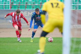 09.11.2024 Bydgoszcz IV liga16 kolejka 2024/2025Polonia Bydgoszcz 1:7 Pogoń MogilnoFoto: Grzegorz Gębala
