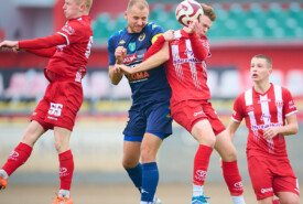 09.11.2024 Bydgoszcz IV liga16 kolejka 2024/2025Polonia Bydgoszcz 1:7 Pogoń MogilnoFoto: Grzegorz Gębala