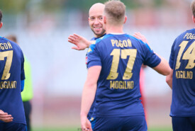 09.11.2024 Bydgoszcz IV liga16 kolejka 2024/2025Polonia Bydgoszcz 1:7 Pogoń MogilnoFoto: Grzegorz Gębala