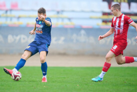 09.11.2024 Bydgoszcz IV liga16 kolejka 2024/2025Polonia Bydgoszcz 1:7 Pogoń MogilnoFoto: Grzegorz Gębala