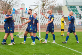 09.11.2024 Bydgoszcz IV liga16 kolejka 2024/2025Polonia Bydgoszcz 1:7 Pogoń MogilnoFoto: Grzegorz Gębala