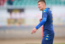 09.11.2024 Bydgoszcz IV liga16 kolejka 2024/2025Polonia Bydgoszcz 1:7 Pogoń MogilnoFoto: Grzegorz Gębala