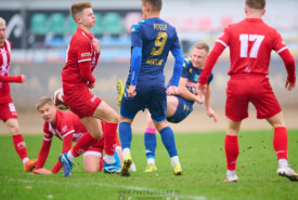 09.11.2024 Bydgoszcz IV liga16 kolejka 2024/2025Polonia Bydgoszcz 1:7 Pogoń MogilnoFoto: Grzegorz Gębala