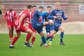 09.11.2024 Bydgoszcz IV liga16 kolejka 2024/2025Polonia Bydgoszcz 1:7 Pogoń MogilnoFoto: Grzegorz Gębala