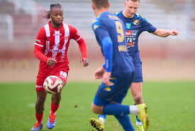 09.11.2024 Bydgoszcz IV liga16 kolejka 2024/2025Polonia Bydgoszcz 1:7 Pogoń MogilnoFoto: Grzegorz Gębala