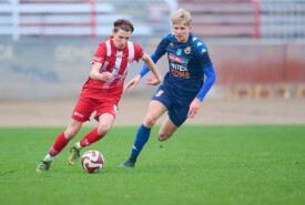 09.11.2024 Bydgoszcz IV liga16 kolejka 2024/2025Polonia Bydgoszcz 1:7 Pogoń MogilnoFoto: Grzegorz Gębala
