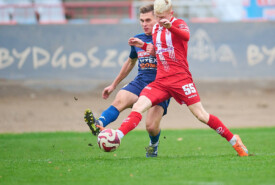 09.11.2024 Bydgoszcz IV liga16 kolejka 2024/2025Polonia Bydgoszcz 1:7 Pogoń MogilnoFoto: Grzegorz Gębala