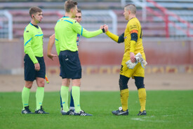 09.11.2024 Bydgoszcz IV liga16 kolejka 2024/2025Polonia Bydgoszcz 1:7 Pogoń MogilnoFoto: Grzegorz Gębala